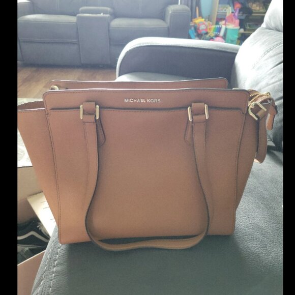 Handbags - Michael Kors Convertible Tote Shoulder Bag